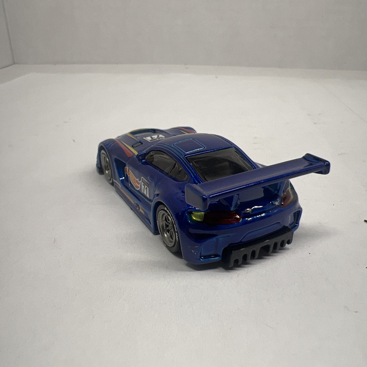 2018 Hot Wheels @ *16 Mercedes AMG GT3* Blue With Real Riders