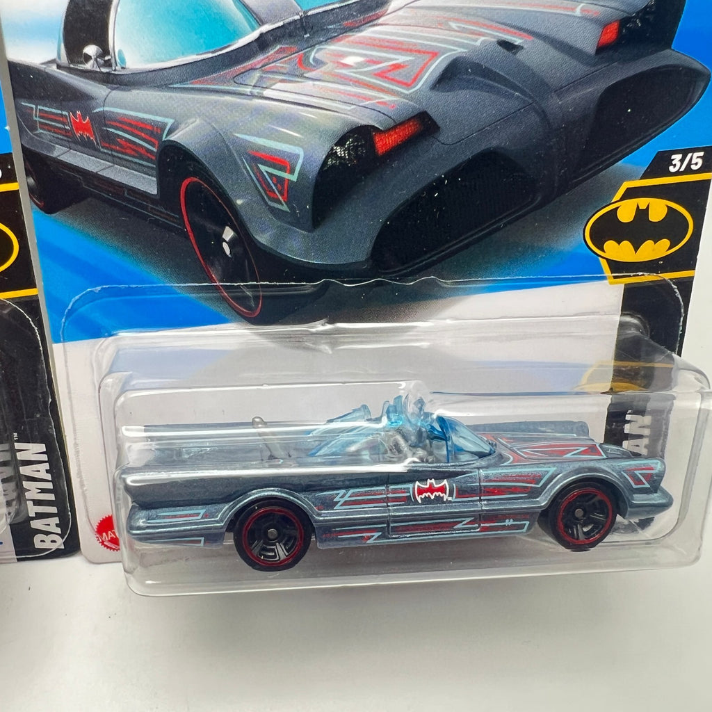 HOT WHEELS TV SERIES BATMOBILE LOT OF 2 RED & GREY BATMAN 3/5 103/250 1:64