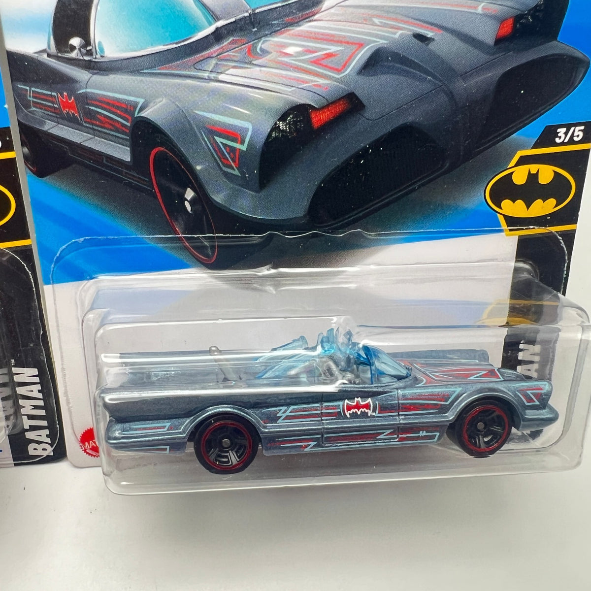 HOT WHEELS TV SERIES BATMOBILE LOT OF 2 RED & GREY BATMAN 3/5 103/250 1:64
