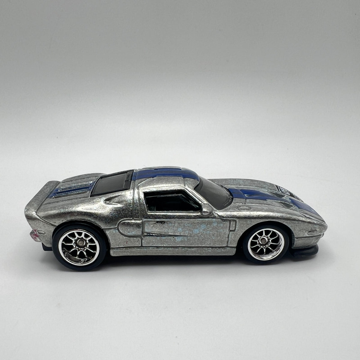 Custom Matchbox 2005 Ford GT Bare Metal Blue Stripes Real Riders LOOSE 1/64