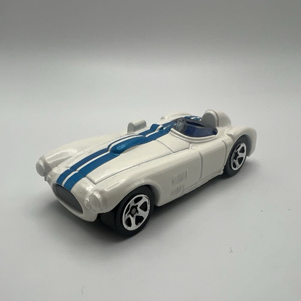 Hot Wheels 2001 *Loose* Cunningham C4R #051 White