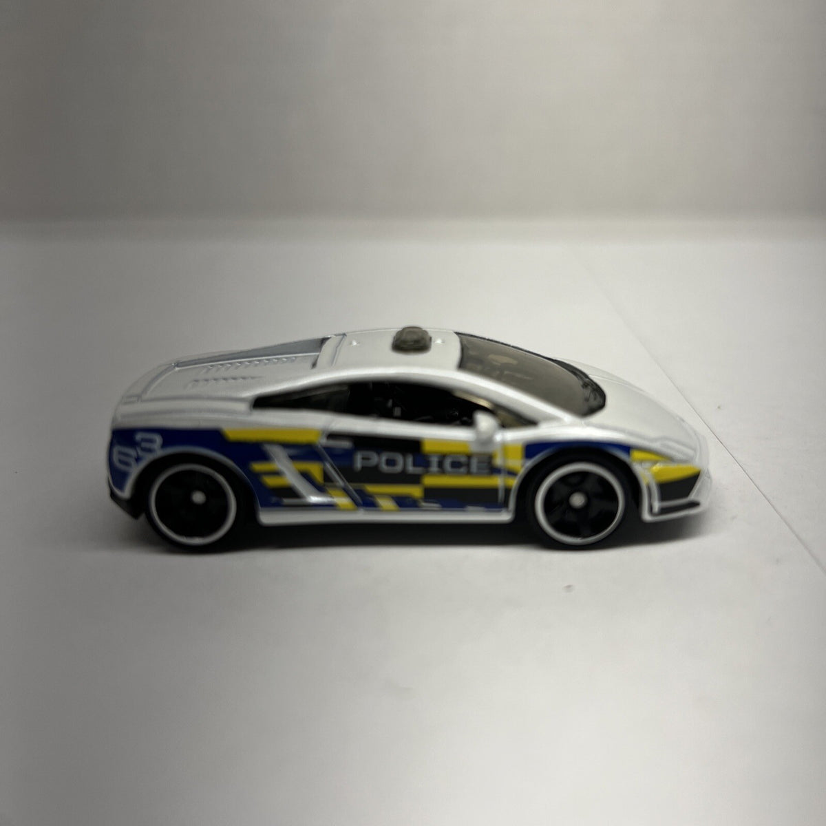 Matchbox Exotic Lamborghini Gallardo LP560-4 Police Car Polizia