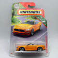 Matchbox '18 Ford Mustang Convertible Orange 4/100 MBX Road Trip 1/20 1:64