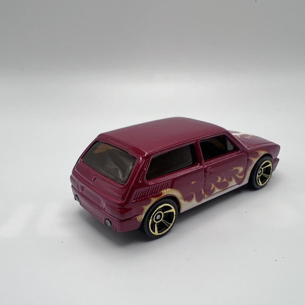 Hot Wheels Red Volkswagen Brasilia w/Flames 2012 Heat Fleet T9678 LOOSE