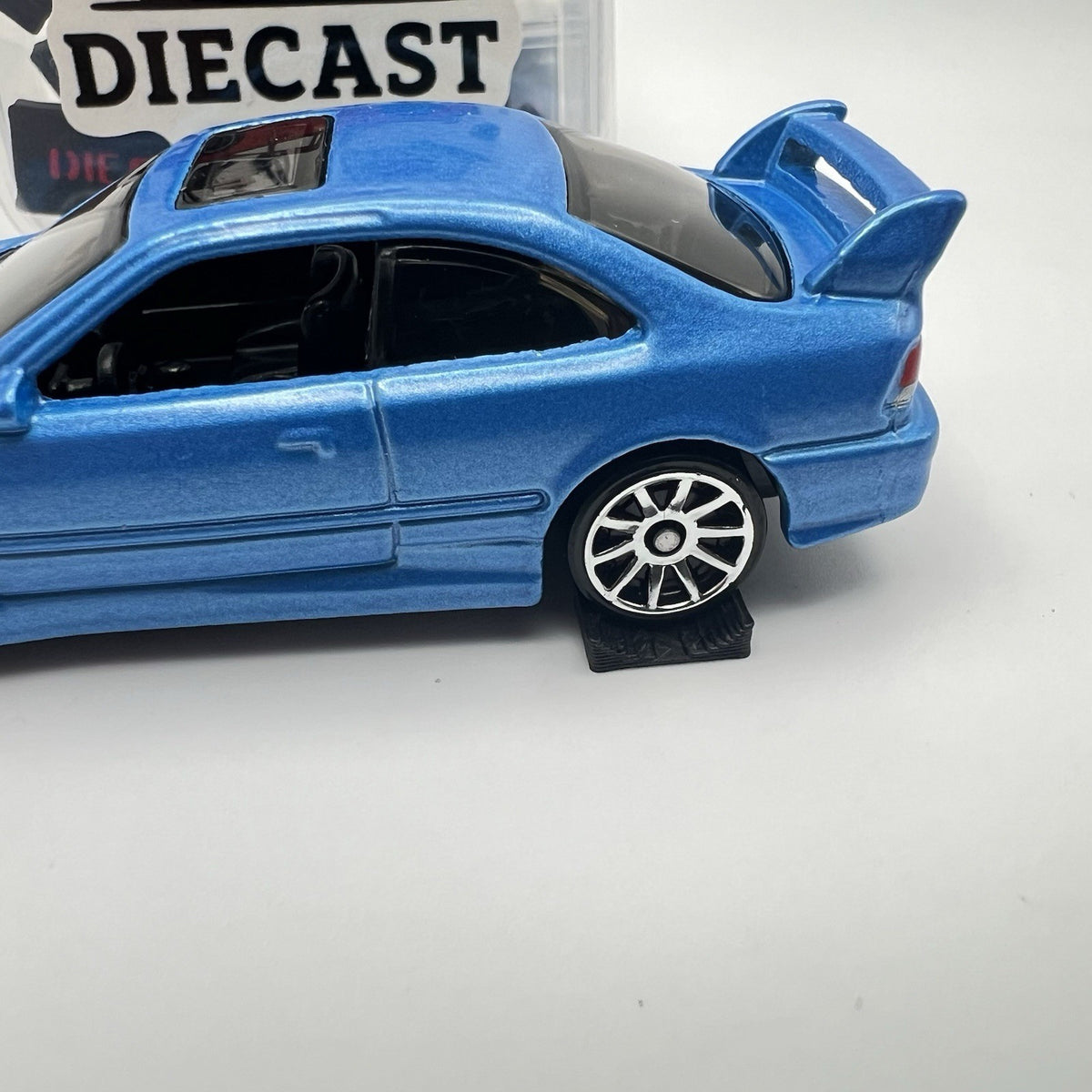 Diecast Cafe - Scale 1:64 Wheel Chocks Set Of 20 pieces S Scale - Anti Rollers