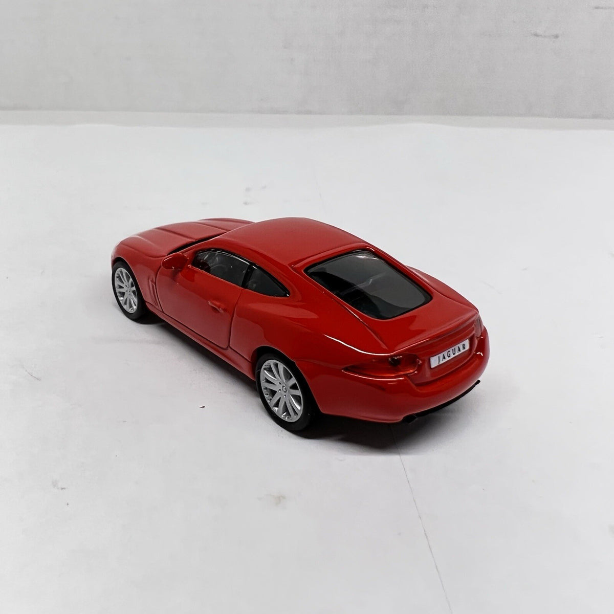 RTR HIGH SPEED MALIBU Red JAGUAR XJ SPORTS CAR DIE CAST