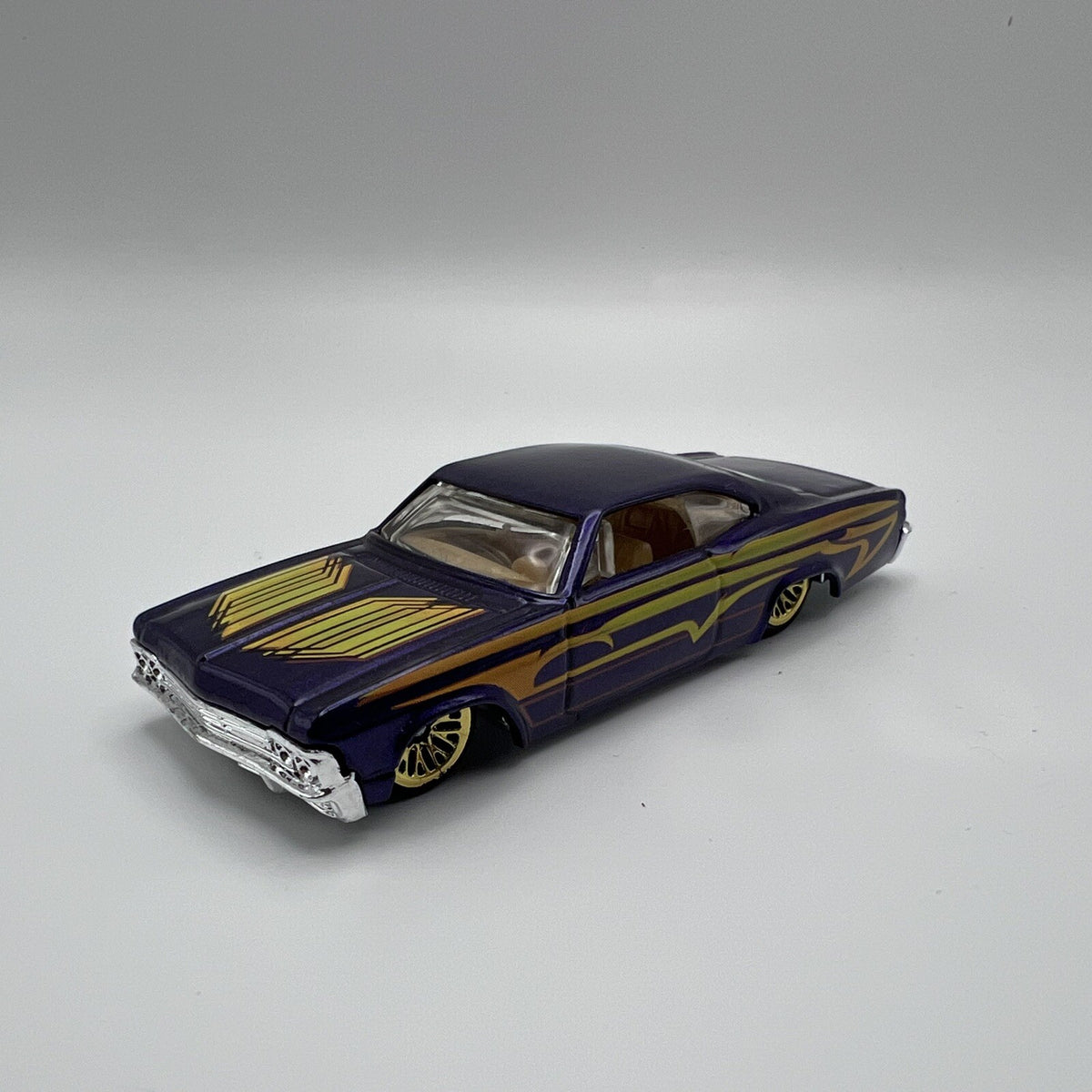Hot Wheels '65 Impala Lowrider 1998 First Editions 8/48 PURPLE Diecast Loose
