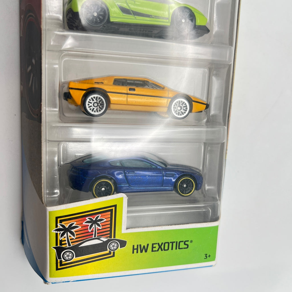 Hot Wheels Exotics 5-Pack Pagani Huayra Sesto Elemento Lotus Esprit