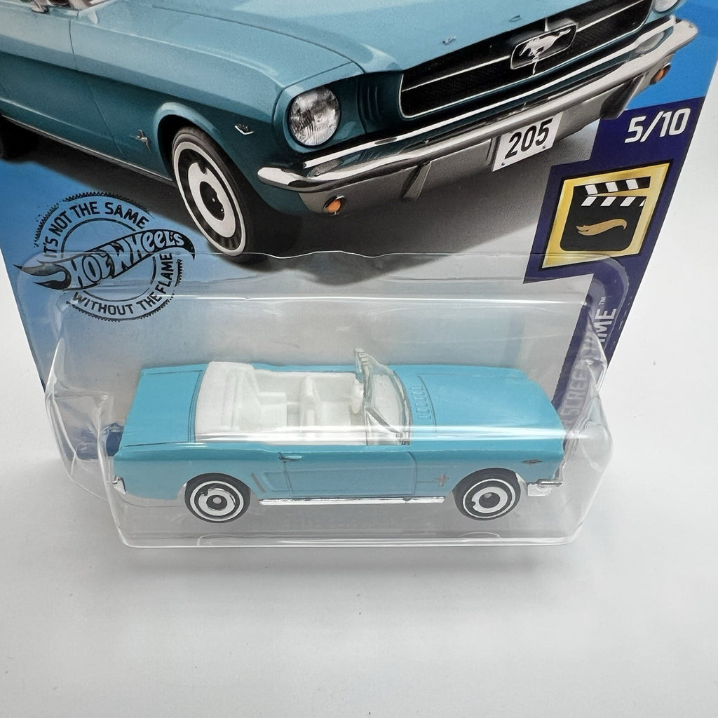 2020 Hot Wheels #59 HW Screen Time 5/10 '65 FORD MUSTANG CONVERTIBLE