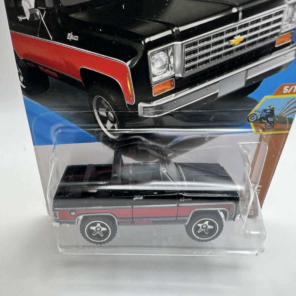 2025 HOT WHEELS 75 CHEVY BLAZER CUSTOM #115/250  HW DIRT 5/10 Black
