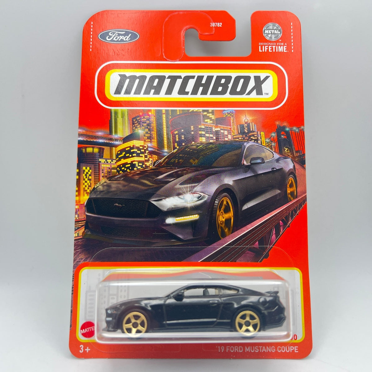 Matchbox '19 Ford Mustang Coupe Black 98/100 The Vault