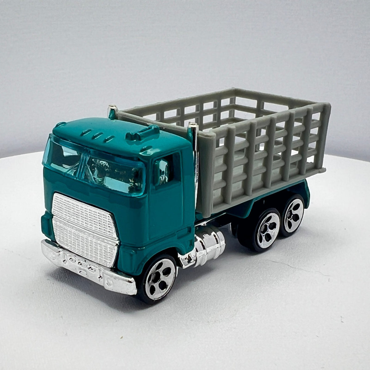 Hot Wheels Stake Bed Truck Teal Grey Bed 1981 LOOSE 1/64
