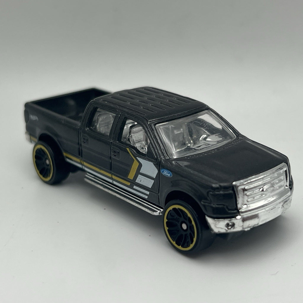 LOOSE Hot Wheels HW Hot Trucks '09 Ford F-150 Pickup Truck Black Die Cast