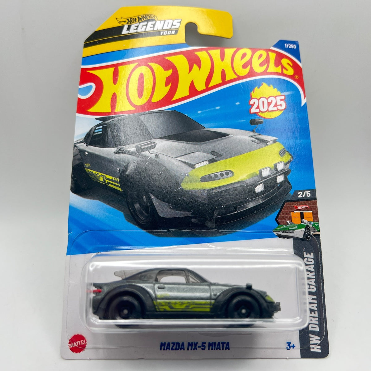 Hot Wheels Mazda MX-5 Miata Gray Legends Tour HW Dream Garage 2/5 1/250 2025