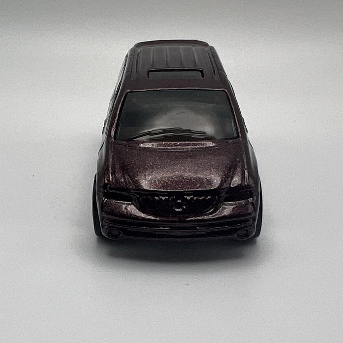 DODGE CARAVAN/ 1998 Hot Wheels First Editions Series / Burgundy Metalflake