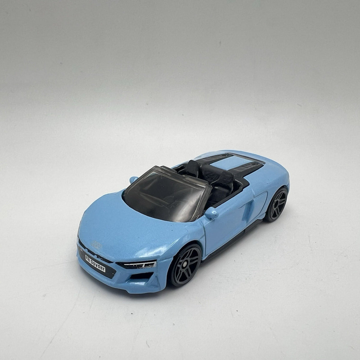 ✅ 2025 Hot Wheels 2019 Audi R8 Spyder Light Blue Multipack Exclusive - Loose