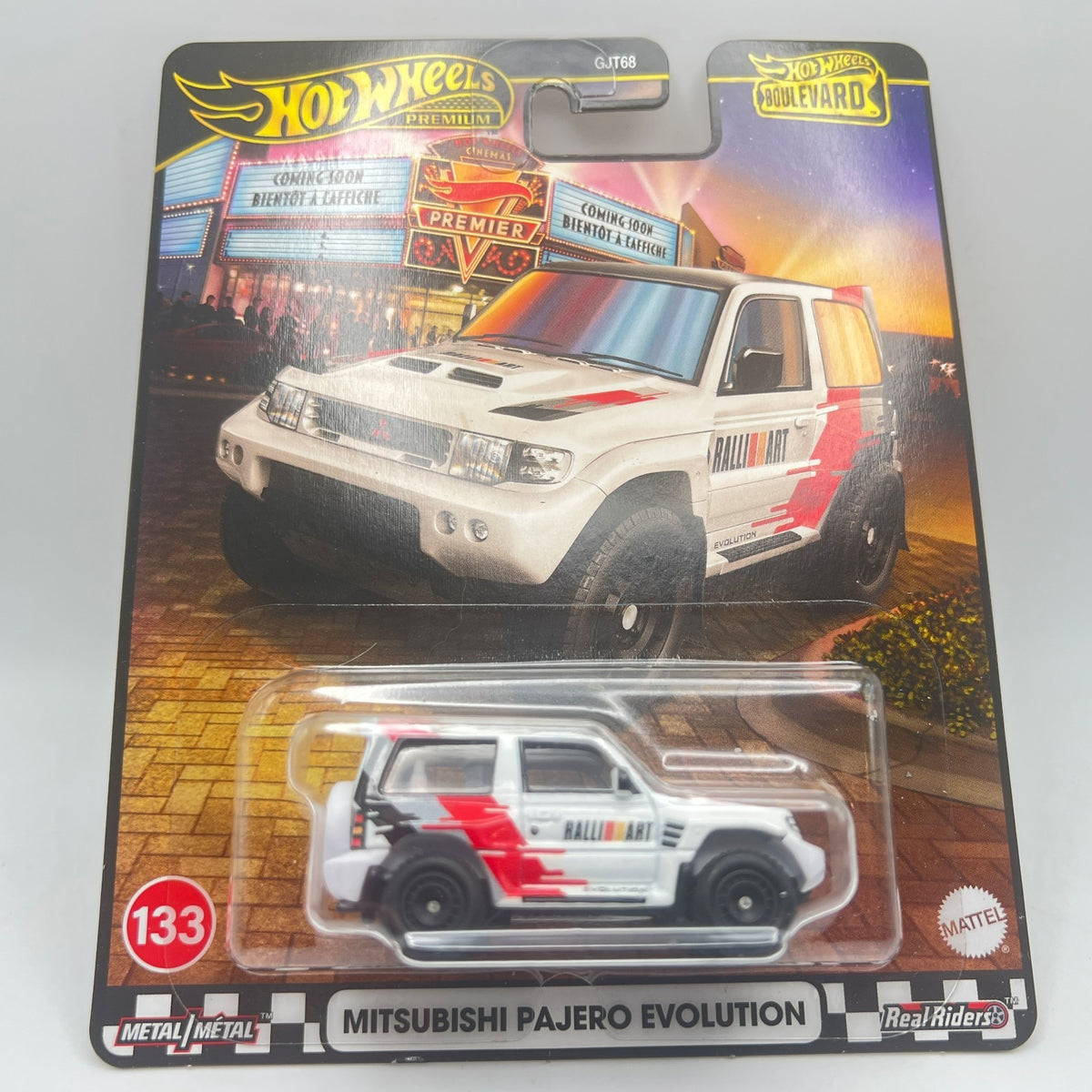 Hot Wheels Premium Mitsubishi Pajero Evolution Boulevard 133 Ralliart