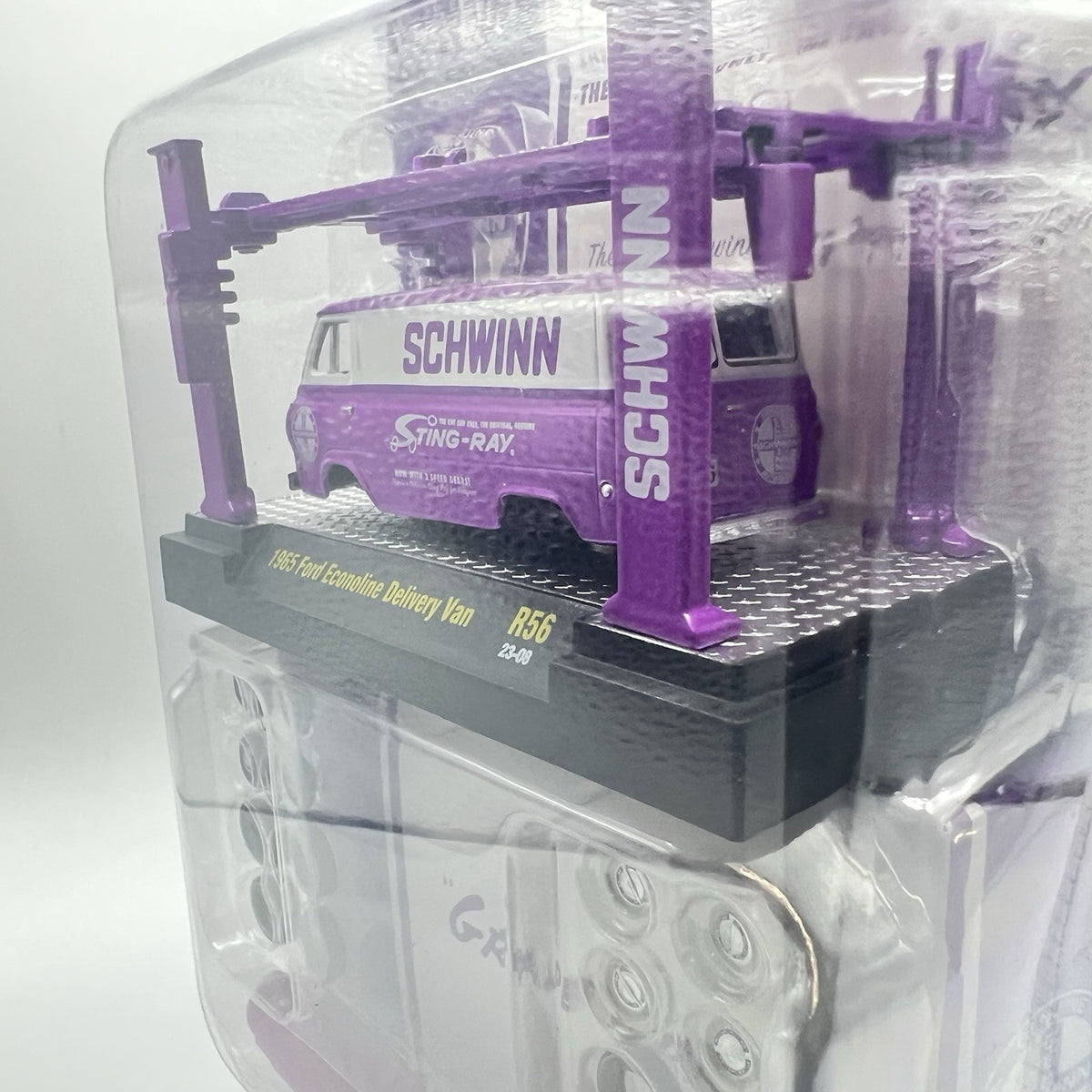 Schwinn Grape Krate M2 1965 Ford Econoline Delivery Van 1/64 Model-Kit NEW!!!