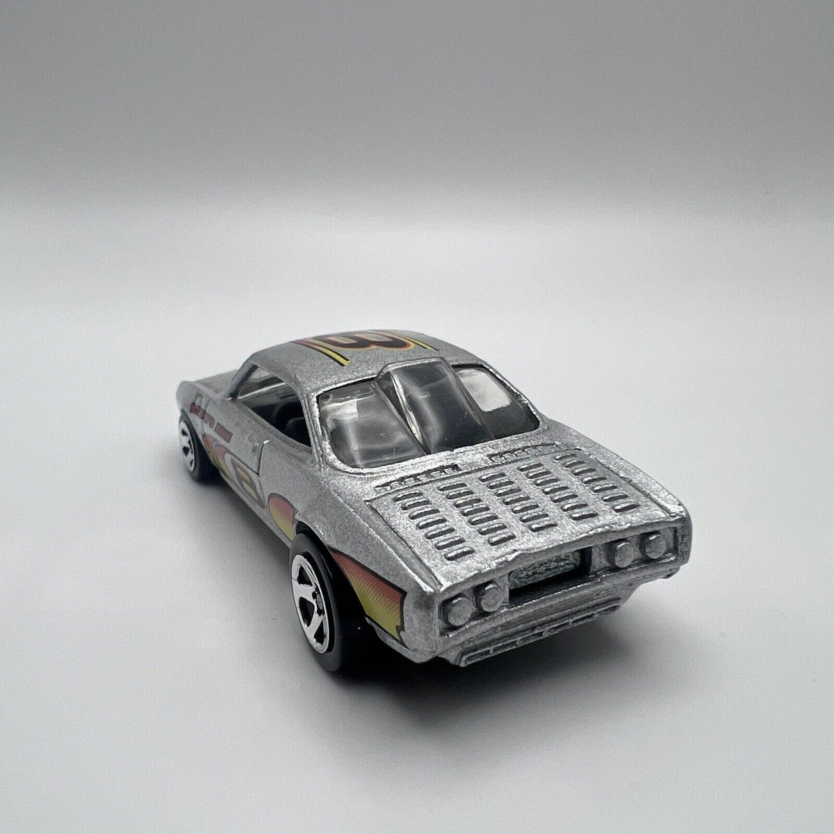 Hot Wheels 2002 Vairy 8 Silver Loose 1:64 Scale Diecast Hot Rod Car