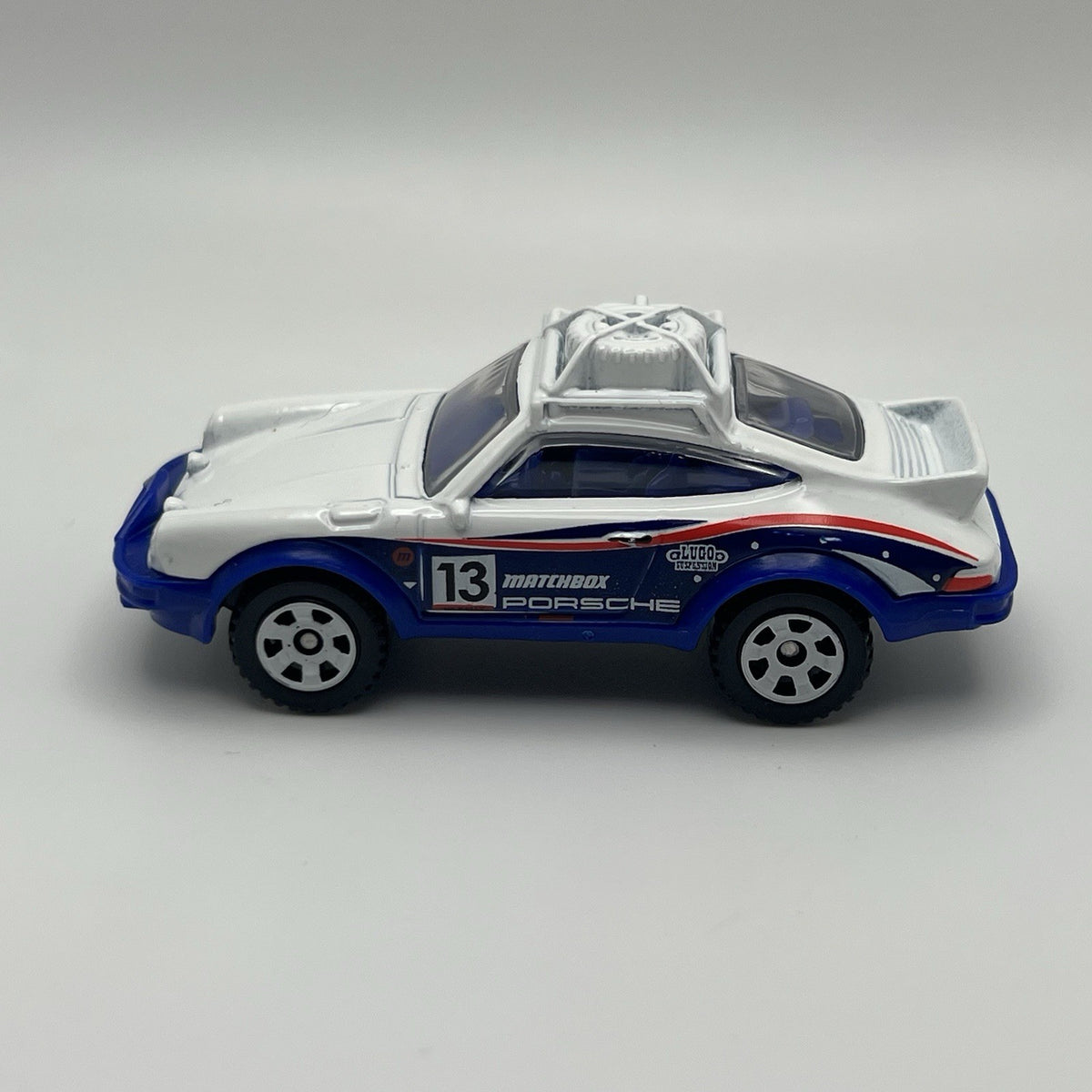 1985 Porsche 911 Rally 1/64 MATCHBOX Released 2018 BLUE AND WHITE