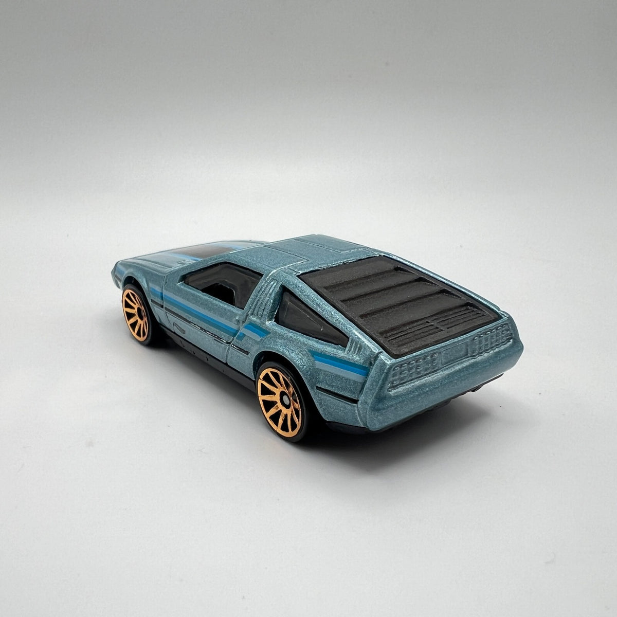 Hot Wheels DeLorean DMC-12 Light Blue LOOSE 1/64