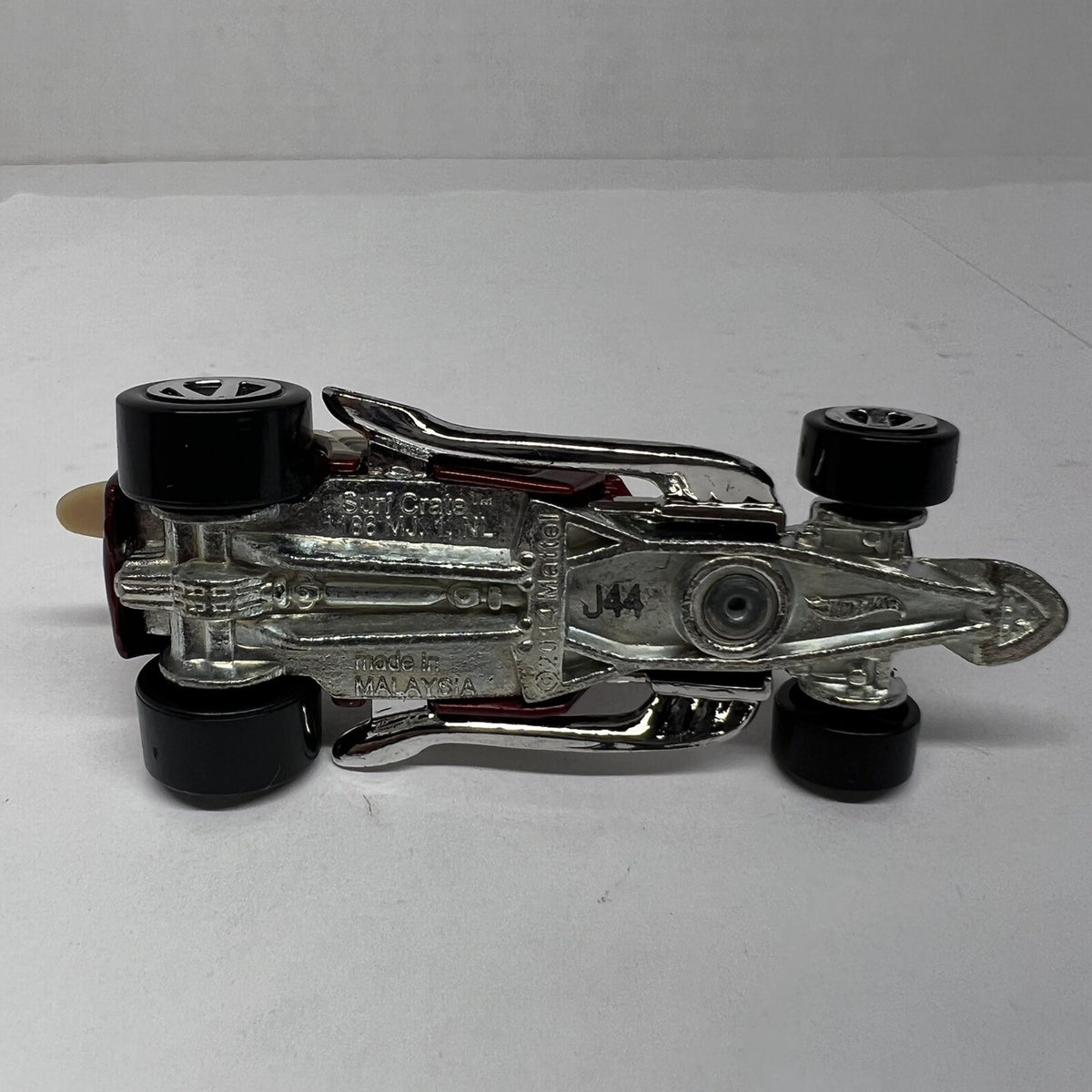 Hot Wheels Red Surf Crate 1:64 Scale Diecast Toy Car Model Mattel