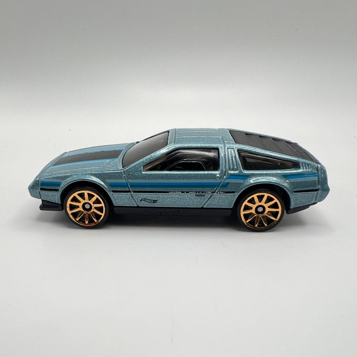 Hot Wheels DeLorean DMC-12 Light Blue LOOSE 1/64