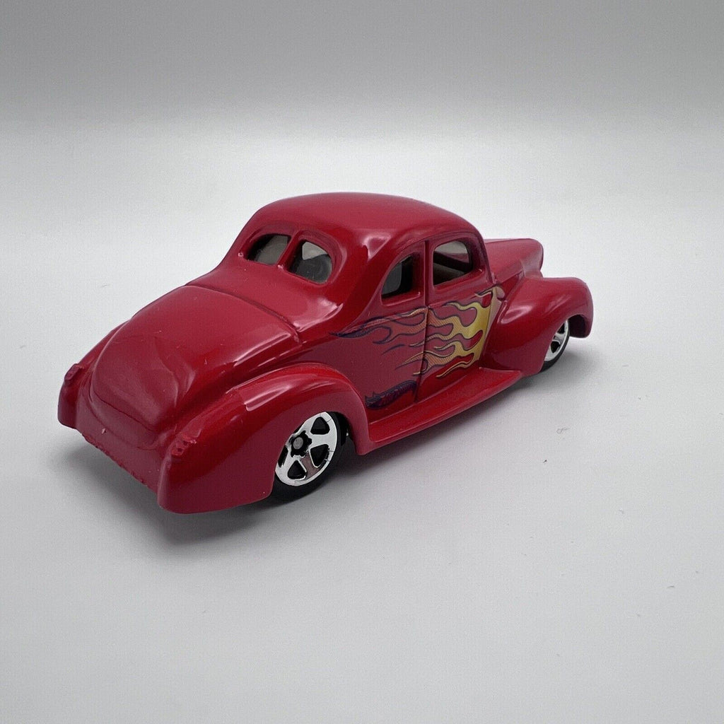 HOT WHEELS 2001 MATTEL '40 FORD COUPE RED WITH FLAMES Loose