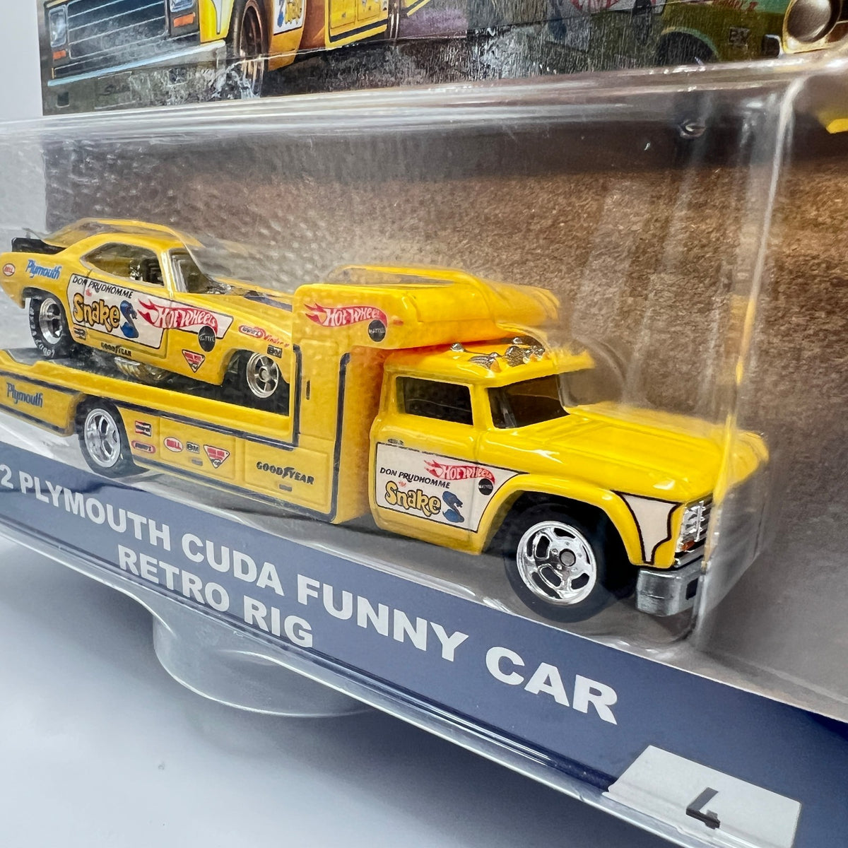 Hot Wheels Team Transport 72 Plymouth Cuda Funny Car Retro Rig 4 Snake