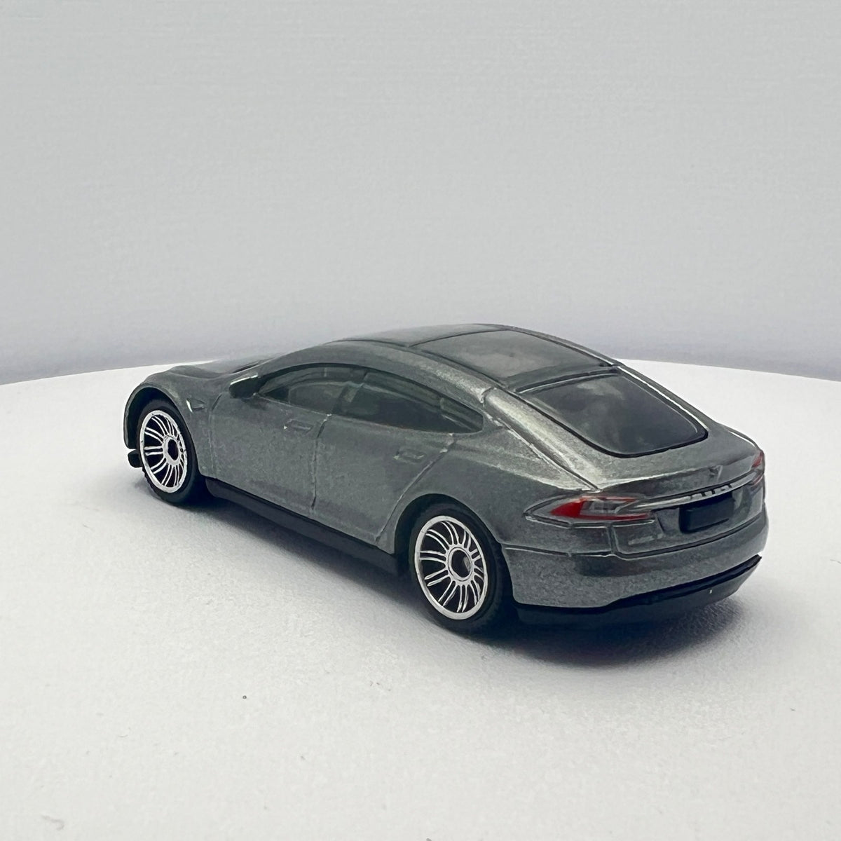 Matchbox Tesla Model S Gray Metallic LOOSE 1/64