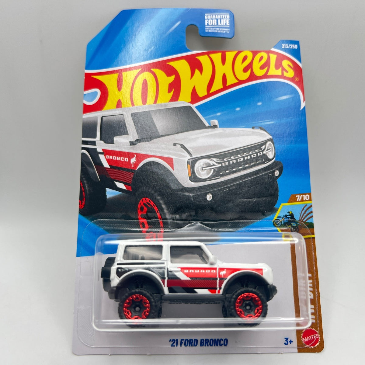 Hot Wheels '21 Ford Bronco White 213/250 HW Dirt 7/10 2026 Mainline 1:64 Diecast