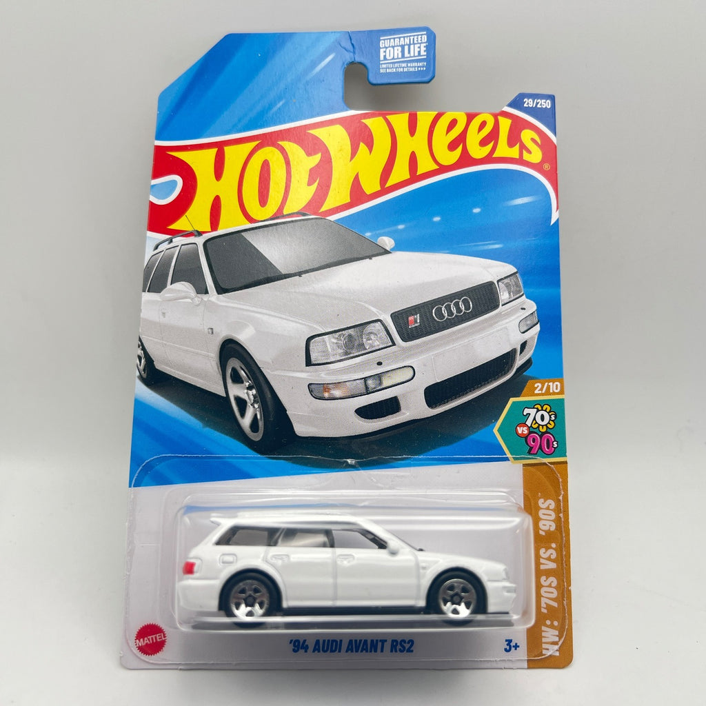 Hot Wheels '94 Audi Avant RS2 Lot of 3 Red 133/250 + White + Maroon 29/250