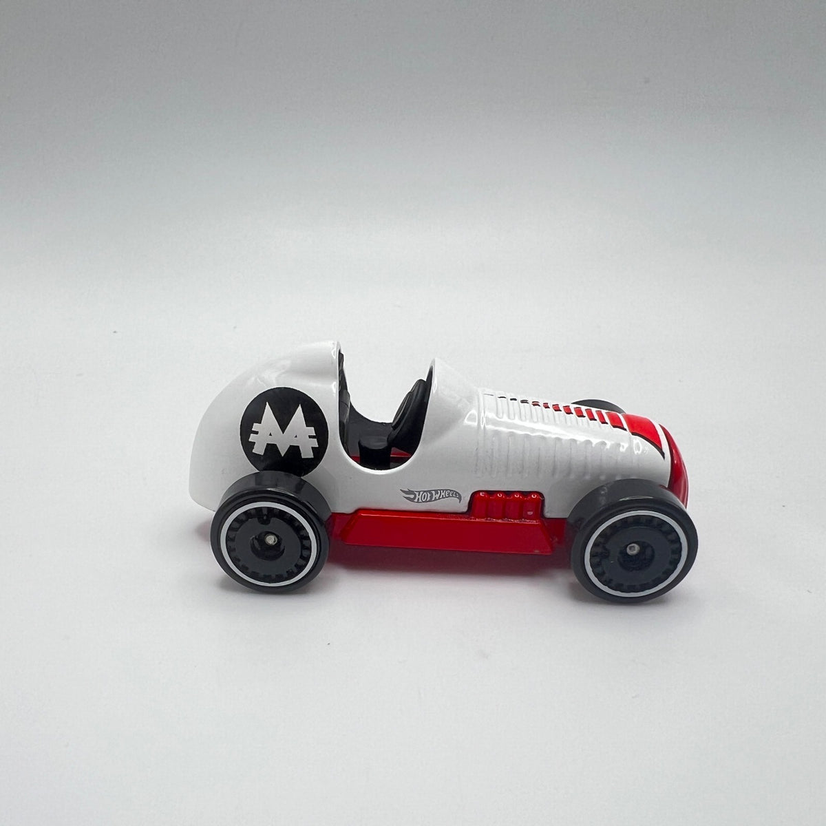 Hot Wheels Pass 'n Go White Red 2025 LOOSE 1/64