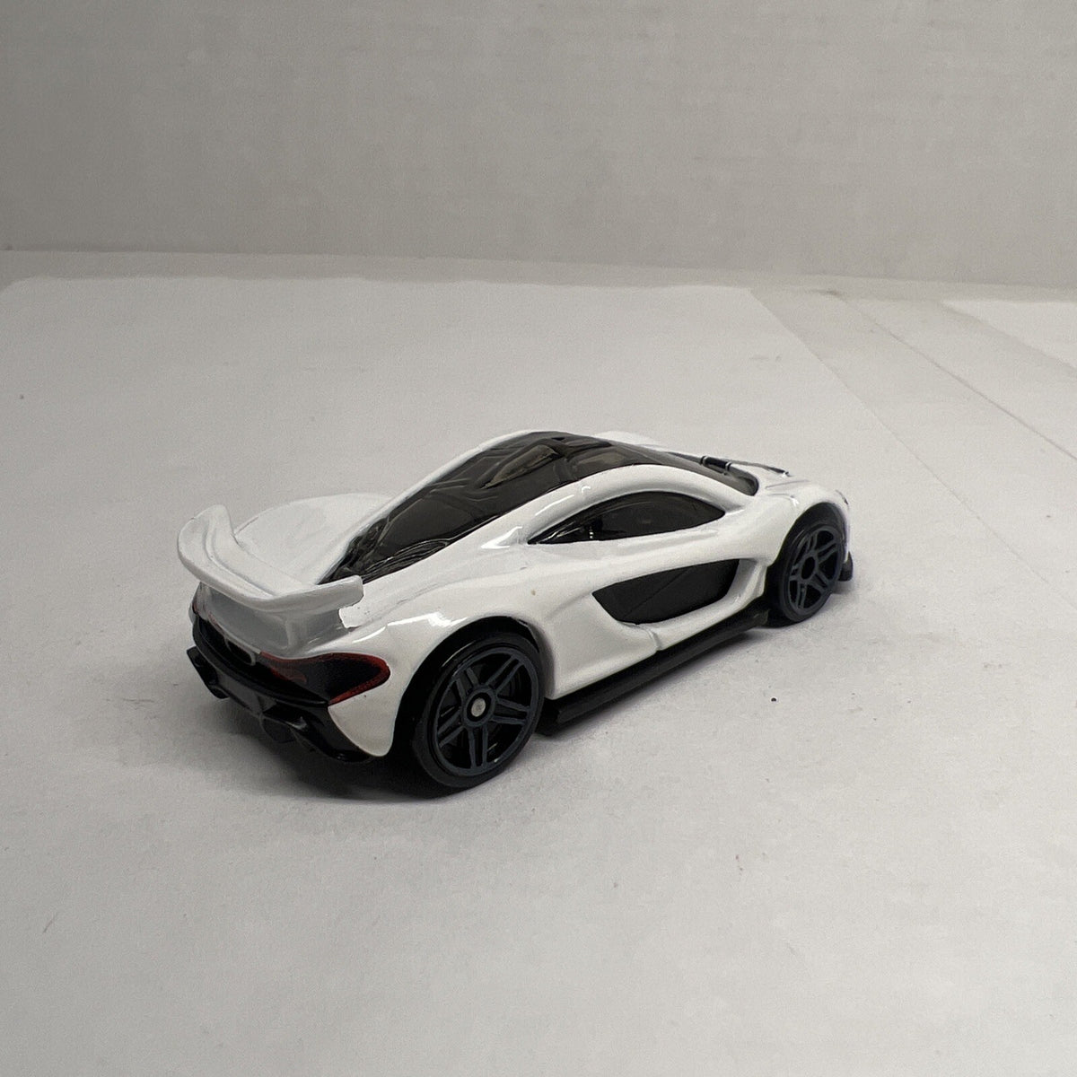 Hot Wheels #170 HW Exotics McLaren P1 White Loose - Rare Exotic Supercar!