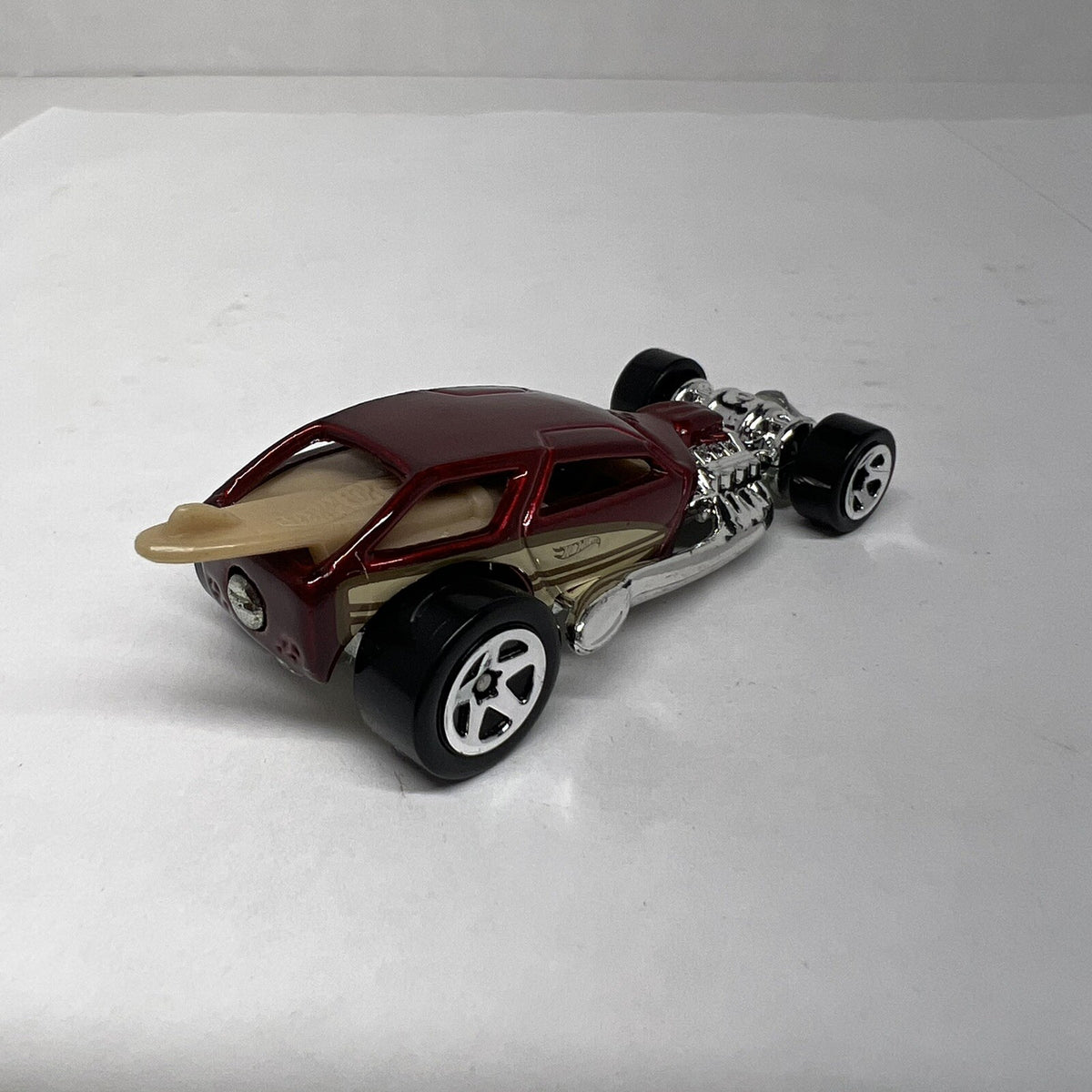 Hot Wheels Red Surf Crate 1:64 Scale Diecast Toy Car Model Mattel