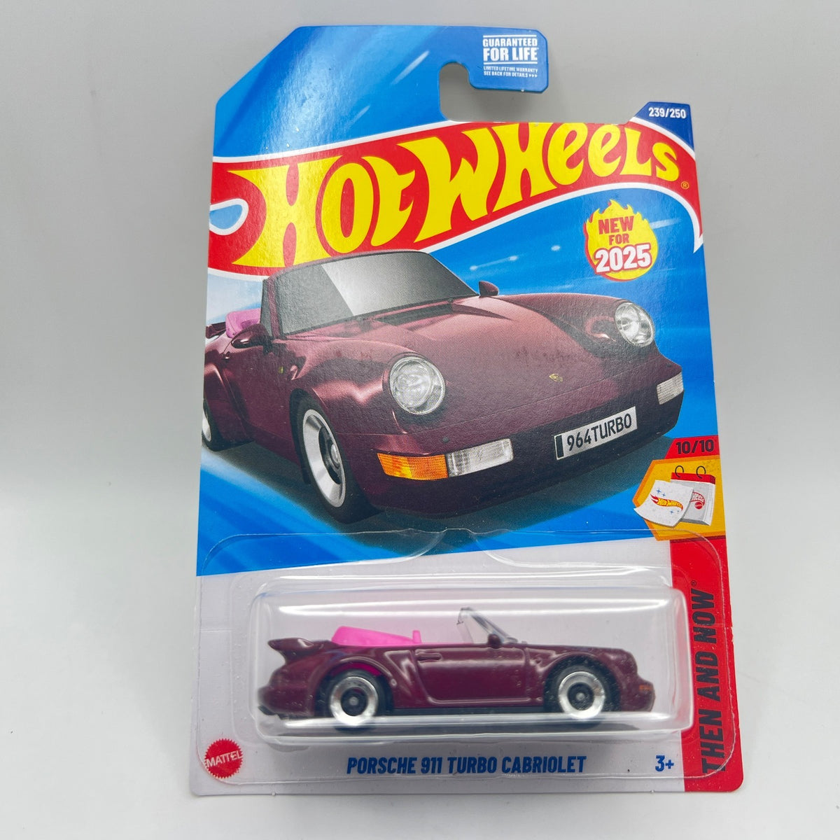 Hot Wheels Porsche 911 Turbo Cabriolet 239/250 Then and Now Maroon 1:64