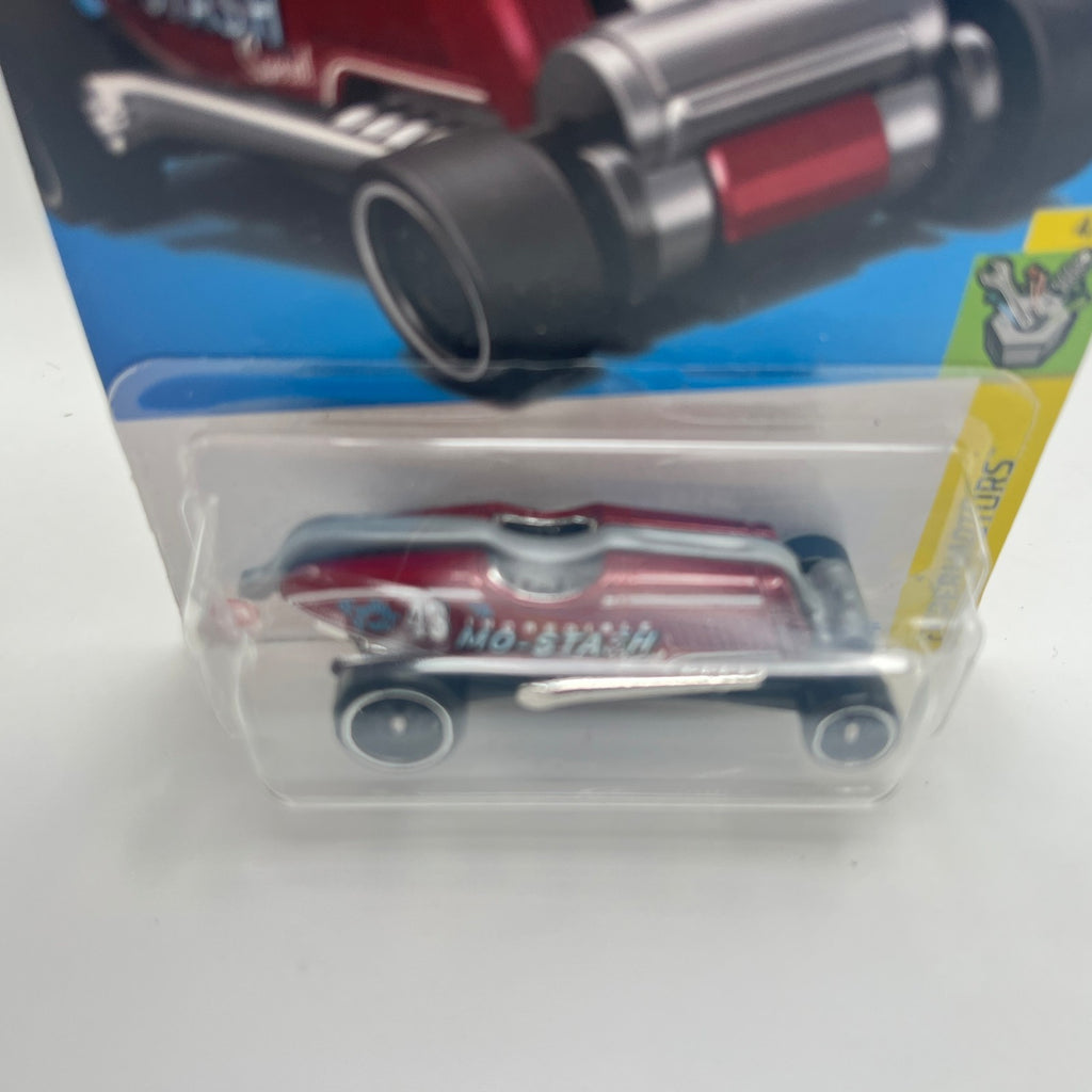 HW Mo-Stash Dark Red 73/250 Experimotors 4/5