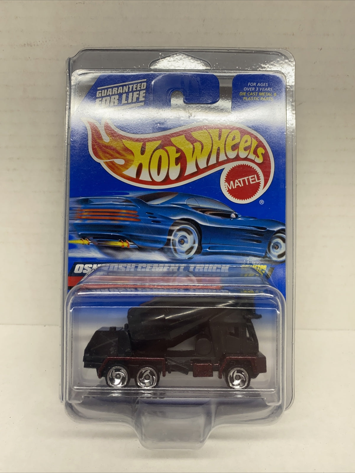 1998 Hot Wheels Collector #1011 OSHKOSH CEMENT TRUCK Black/Red w/Chrome RZR Sp