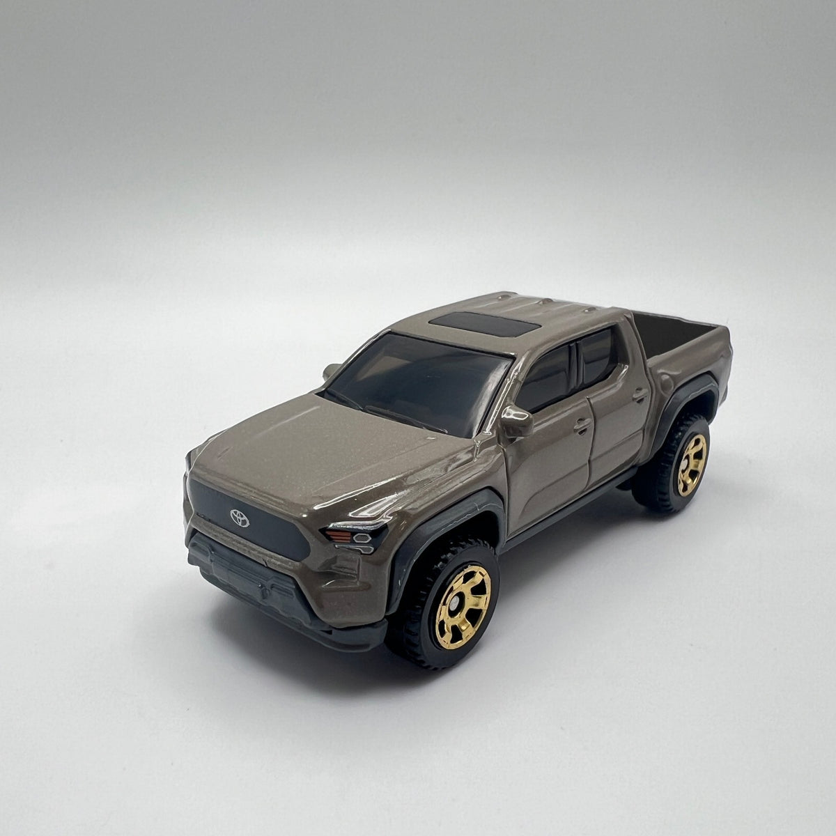 Matchbox 2024 Toyota Tacoma Brown LOOSE 1/64