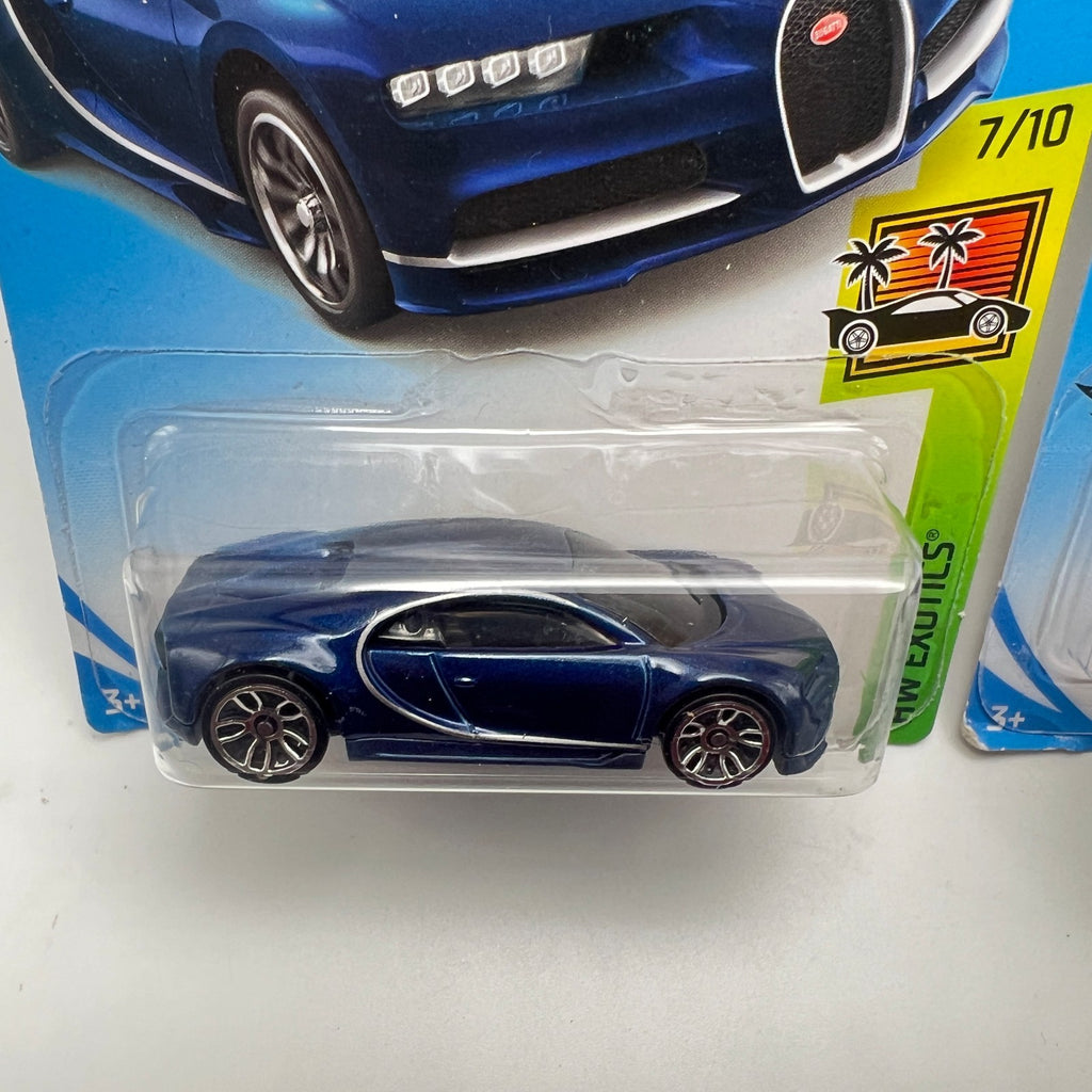 Hot Wheels '16 Bugatti Chiron Lot of 2 Blue 236/250 HW Month + Black 89/250