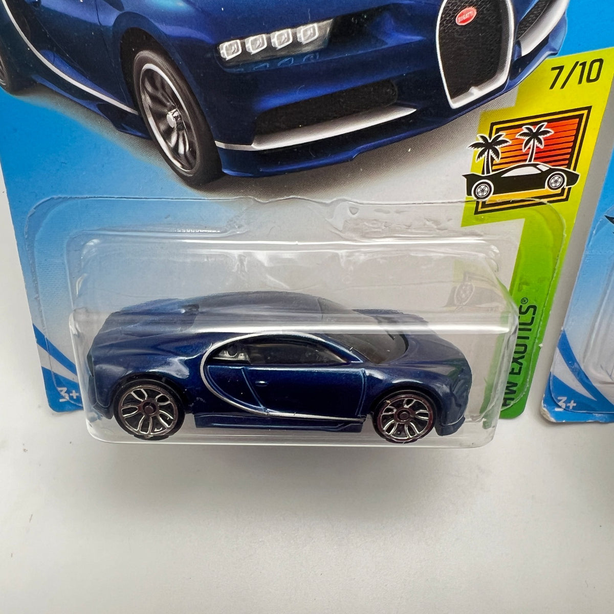 Hot Wheels '16 Bugatti Chiron Lot of 2 Blue 236/250 HW Month + Black 89/250