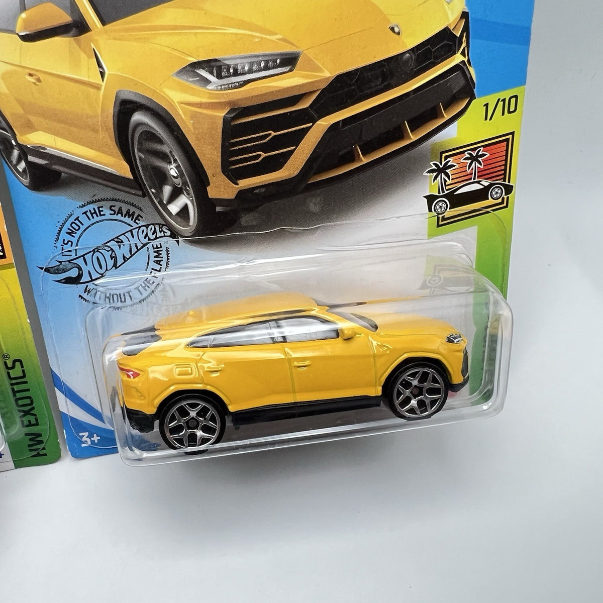 Hot Wheels Lamborghini Reventon Red And Lamborghini Urus Yellow