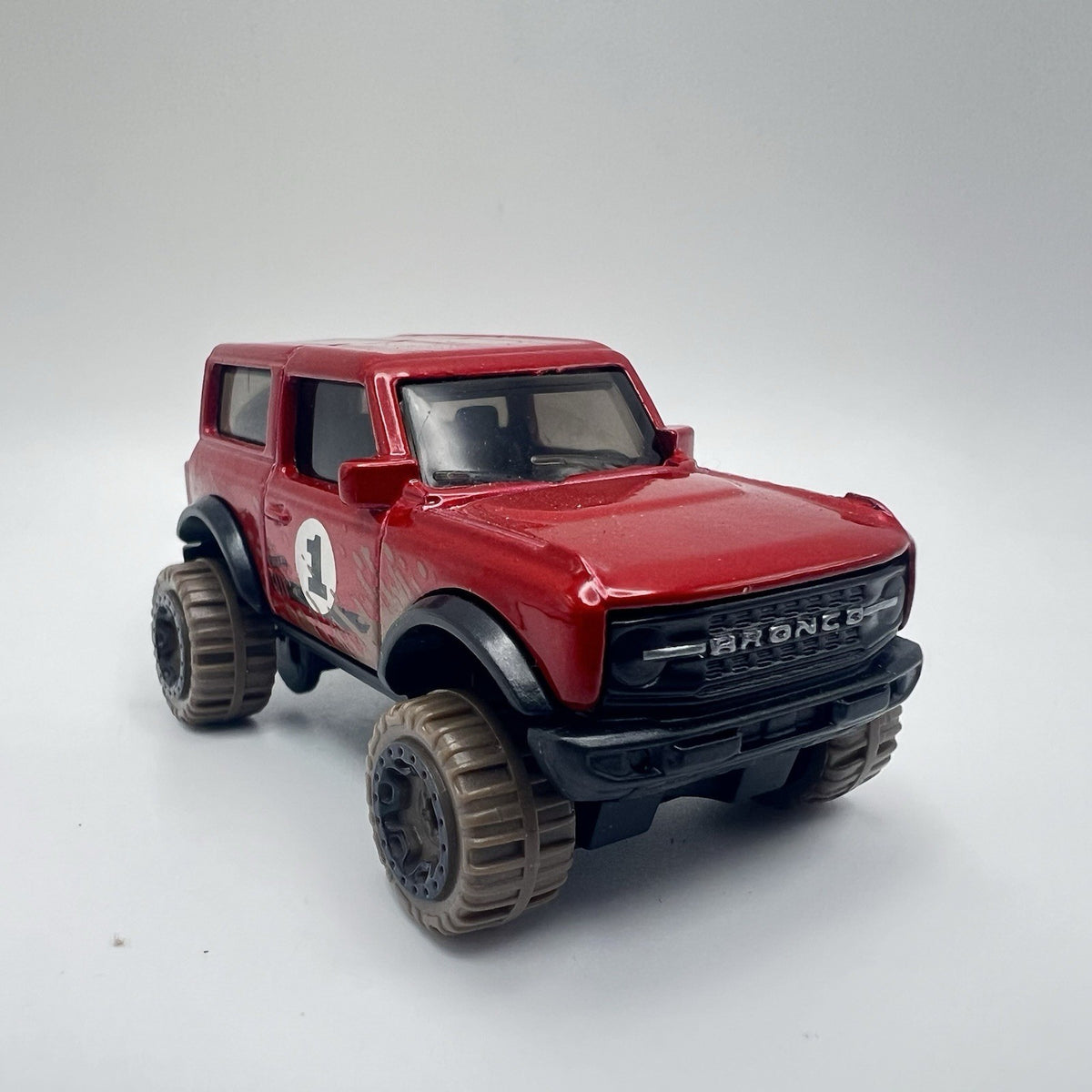 2021 FORD BRONCO Diorama Collectible DieCast Model Truck Red 1/64 LOOSE 4x4
