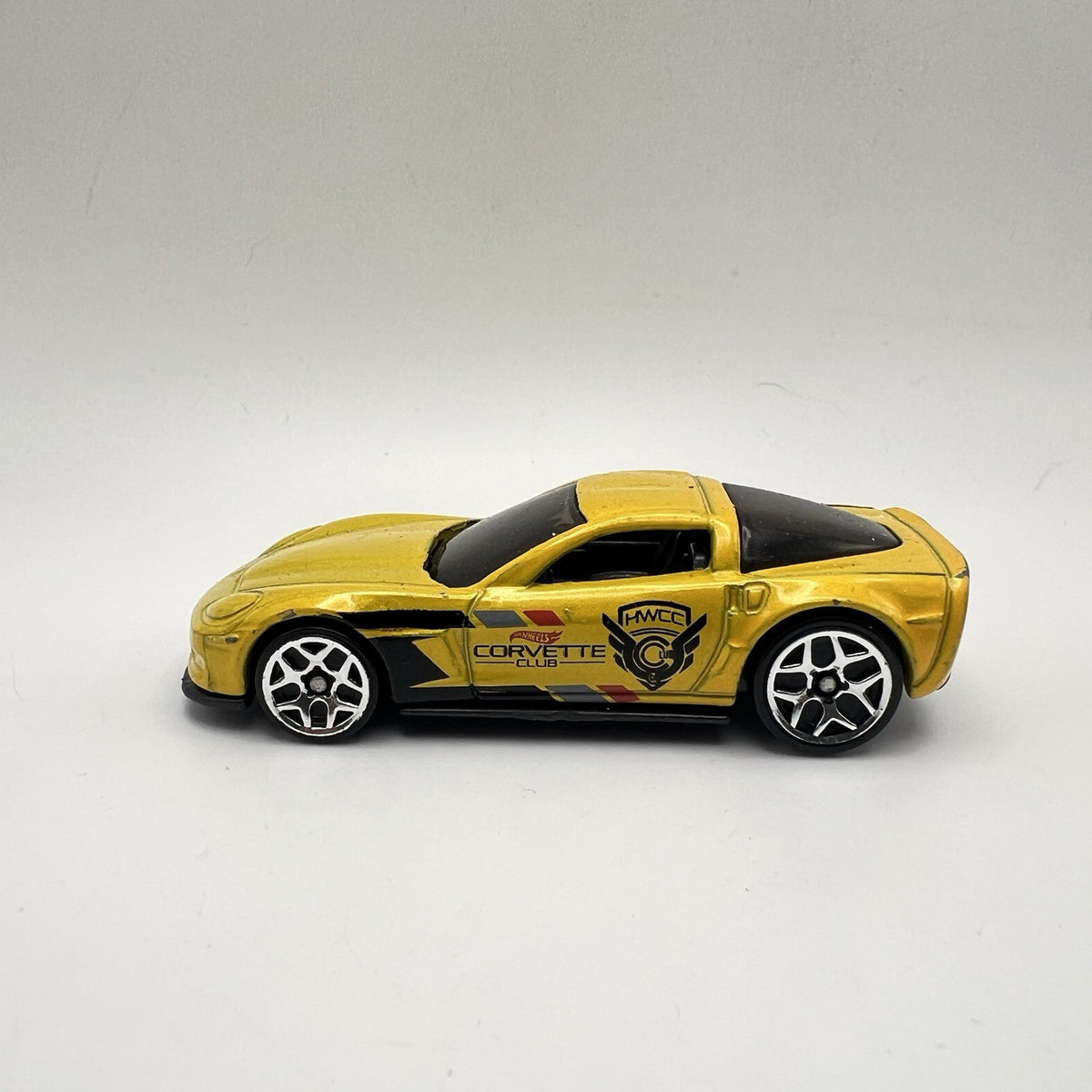Hot Wheels ’12 Corvette Z06 Car Meet 5-Pack Loose