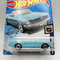 2020 Hot Wheels #59 HW Screen Time 5/10 '65 FORD MUSTANG CONVERTIBLE