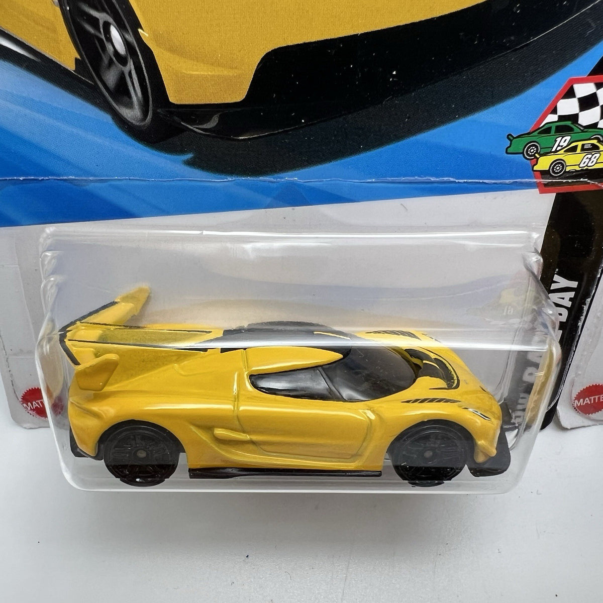 LOT OF 2 -  HOT WHEELS 2020 KOENIGSEGG JESKO -  COLOR VARIANTS Yellow And Orange