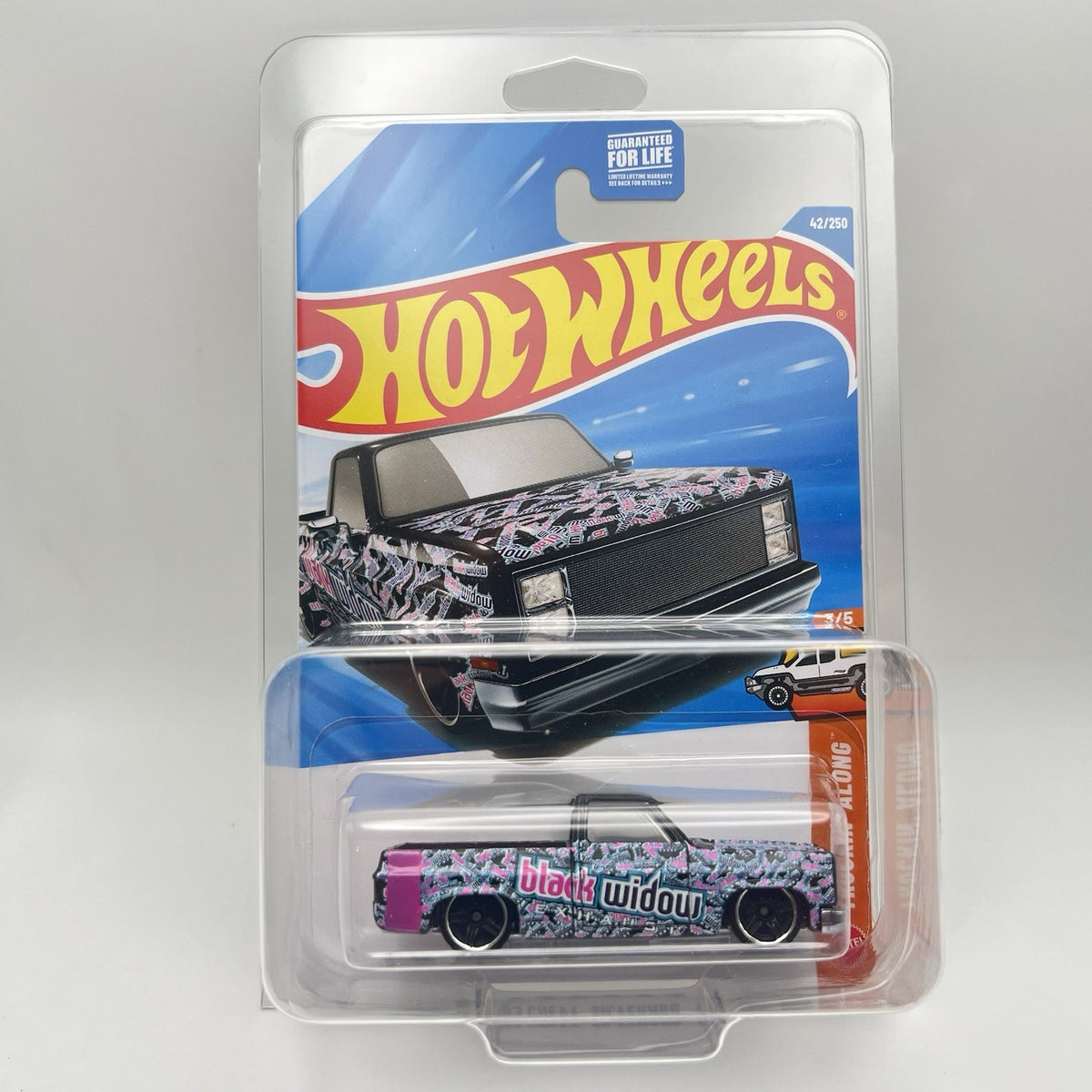 Hot Wheels Black Widow '83 Chevrolet Silverado With Protector 1:64 Diecast