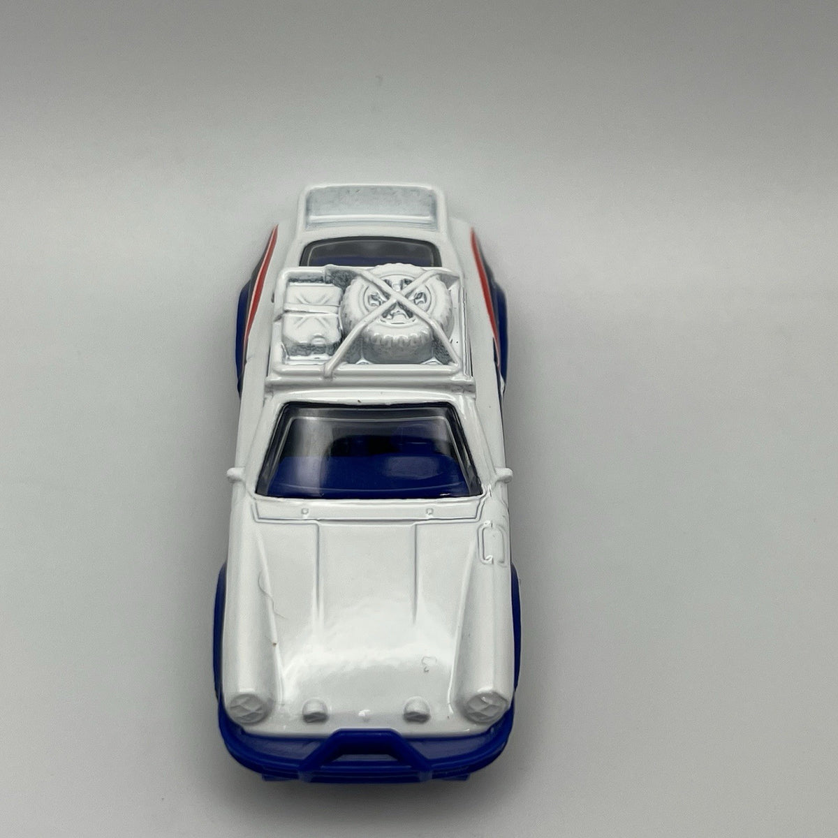 1985 Porsche 911 Rally 1/64 MATCHBOX Released 2018 BLUE AND WHITE