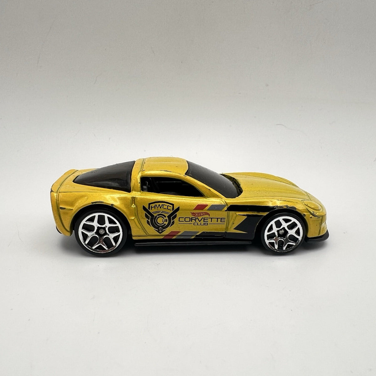 Hot Wheels ’12 Corvette Z06 Car Meet 5-Pack Loose