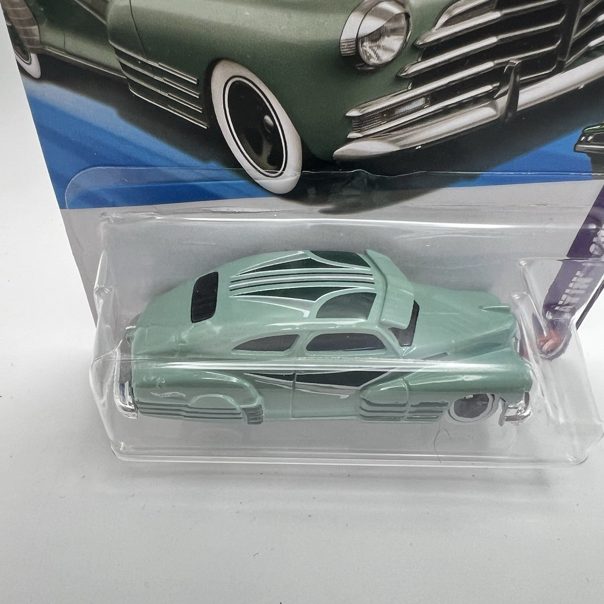 Hot Wheels 1947 CHEVY FLEETLINE, Green, Iconic, Smooth, Nostalgia, Layin' Low